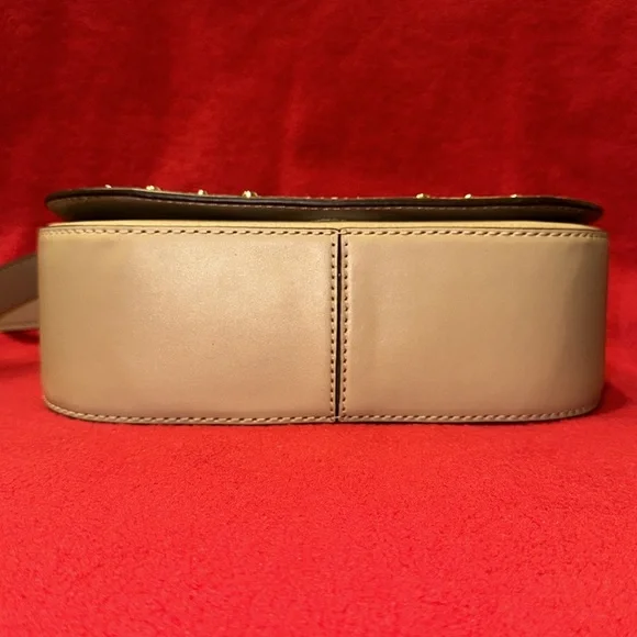 Price Firm Michael Kors Samira Tan Gold Studded Leather Flap Messenger Crossbody - Picture 13 of 13